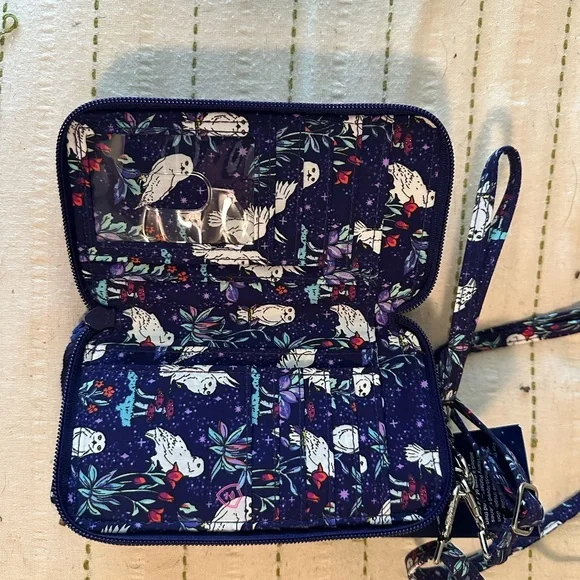 Vera Bradley Harry Potter Purple Wristlet - Picture 2 of 7